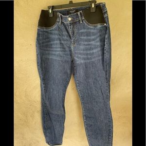 Judy Blue Maternity Jeans Slim Fit